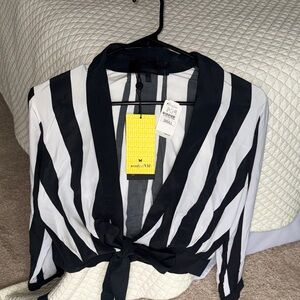 Kendall/Kylie wrap blouse